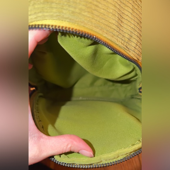 Tinker Bell Disney Backpack - Picture 5 of 7